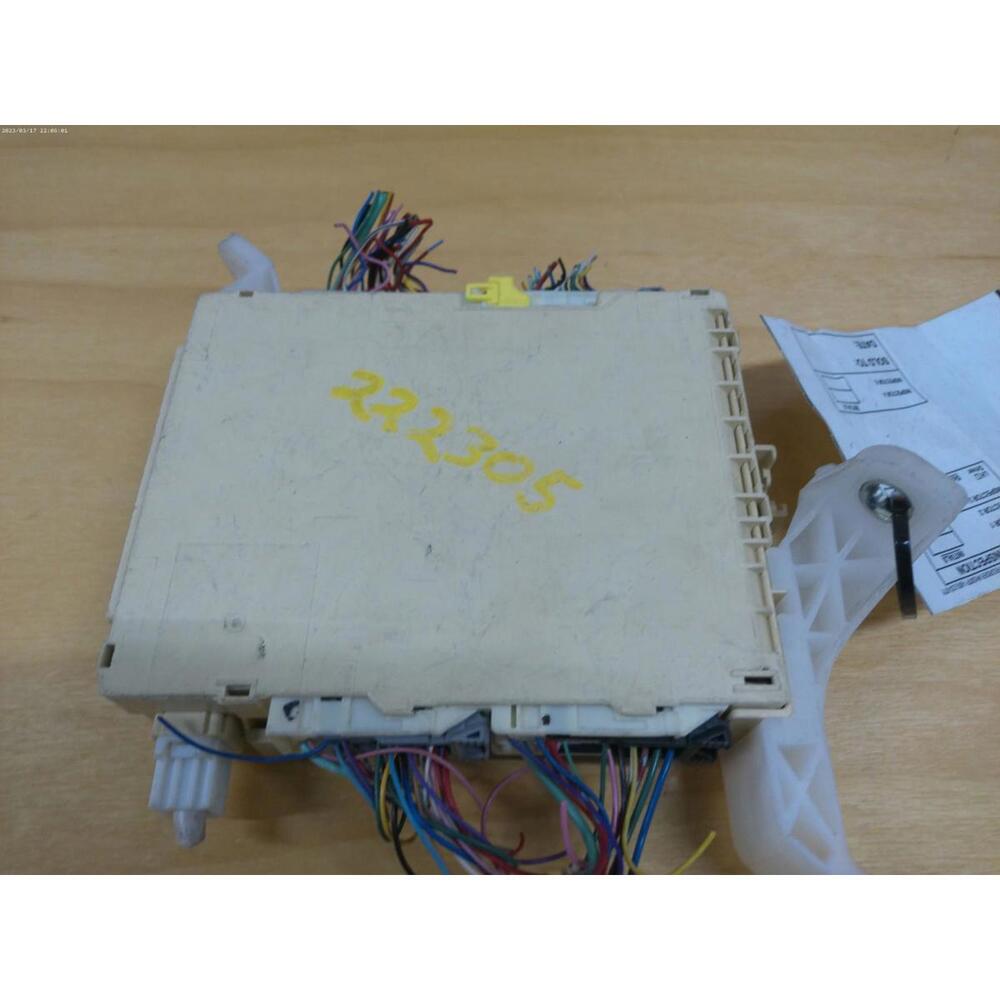2015 Toyota Camry Cabin Fuse Box Junction Block 82730-06753 OEM